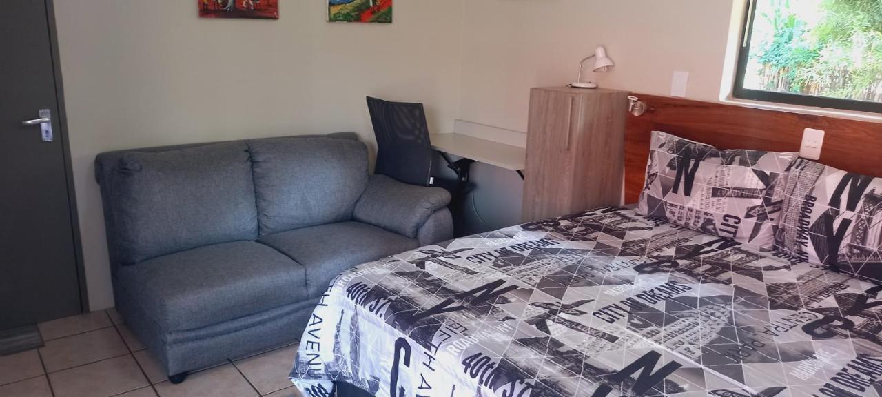 Meadows Guesthouse Джермістон Номер фото
